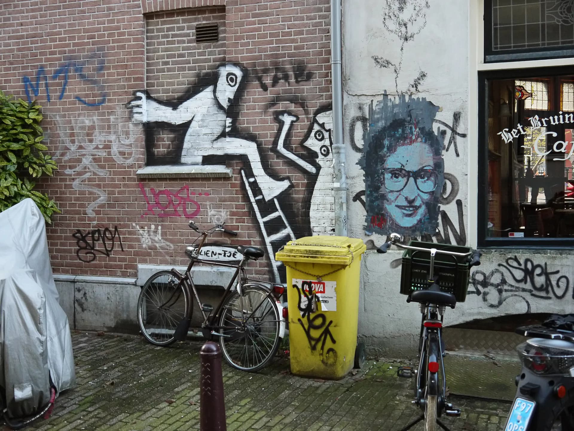 Jordaan Canal Houses