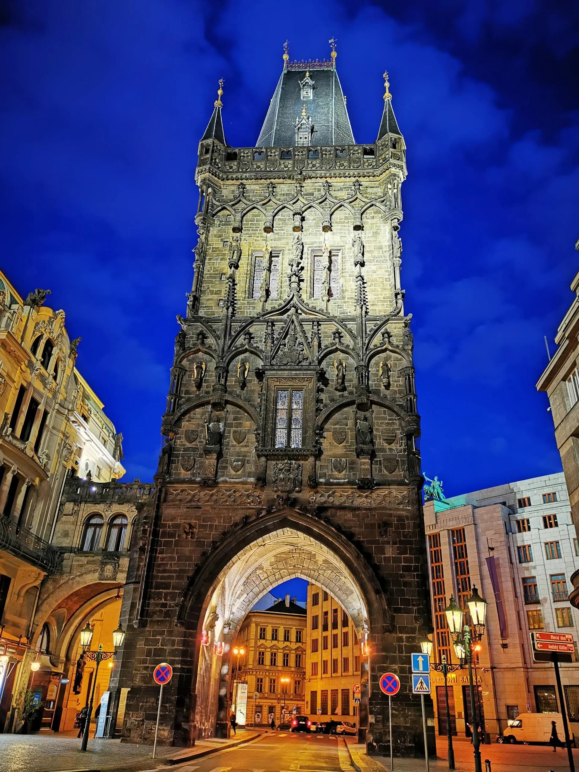 Powder Tower (Prašná brána)