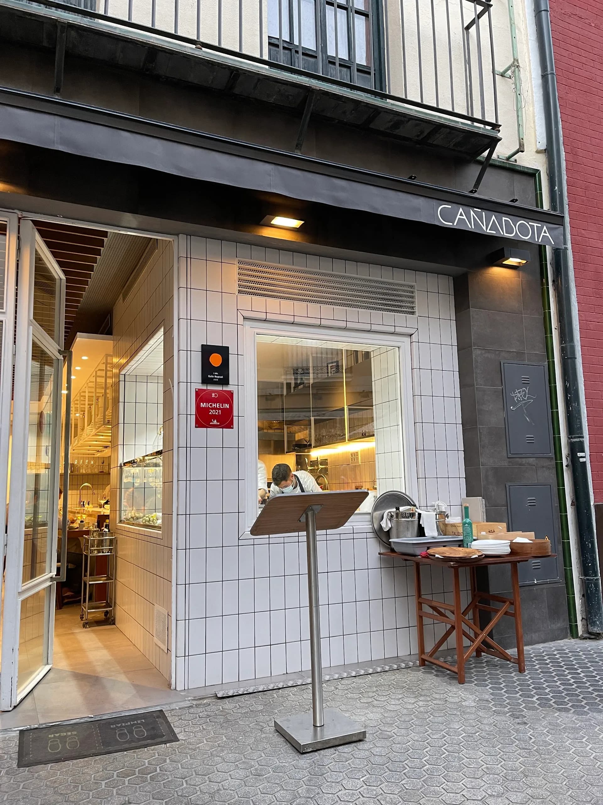 Cañabota