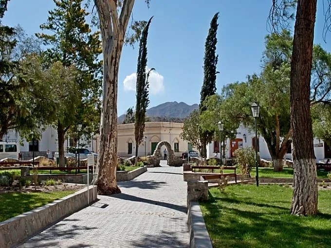 Plaza 9 de Julio de Cachi
